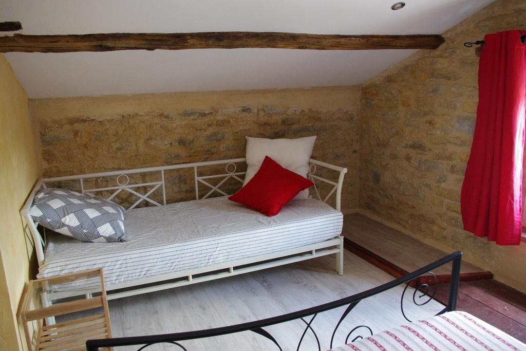 Bed and Breakfast La Prade Basse 82 Saint-Antonin Pokoj fotografie